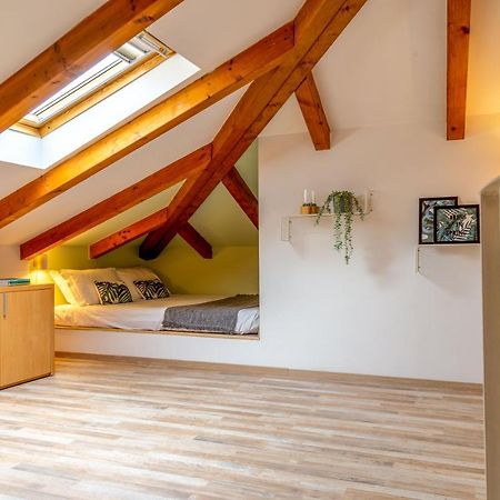80m² 3 slaapkamer, 3 privé badkamer Appartement in Trieste stadscentrum Buitenkant foto
